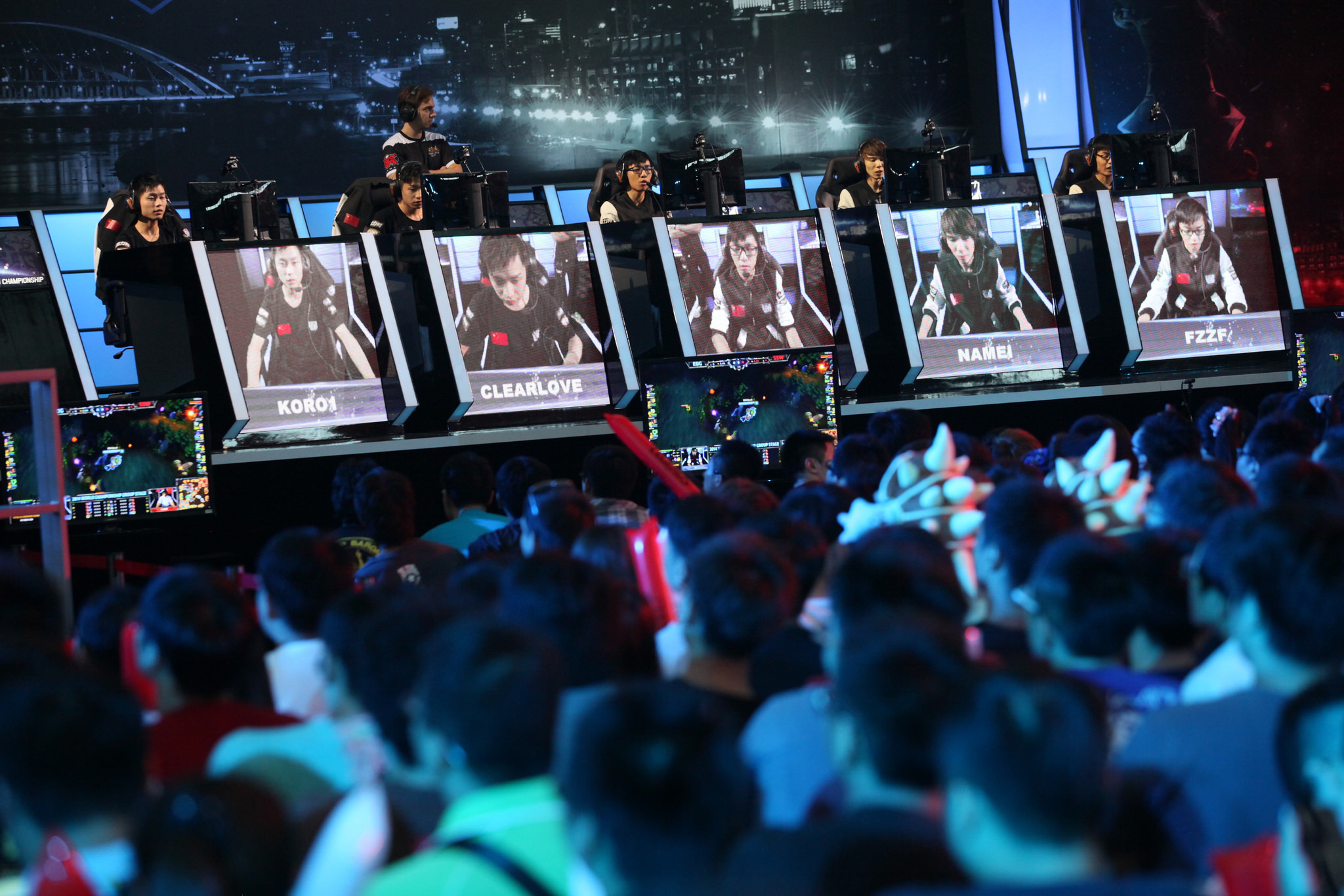 英雄联盟S15决赛GEN对战T1:Peanut皇子关键团战致胜,打野选手发挥完美